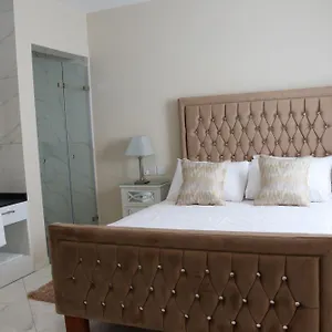 https://100-boutique-living.hotelssaintjulians.com