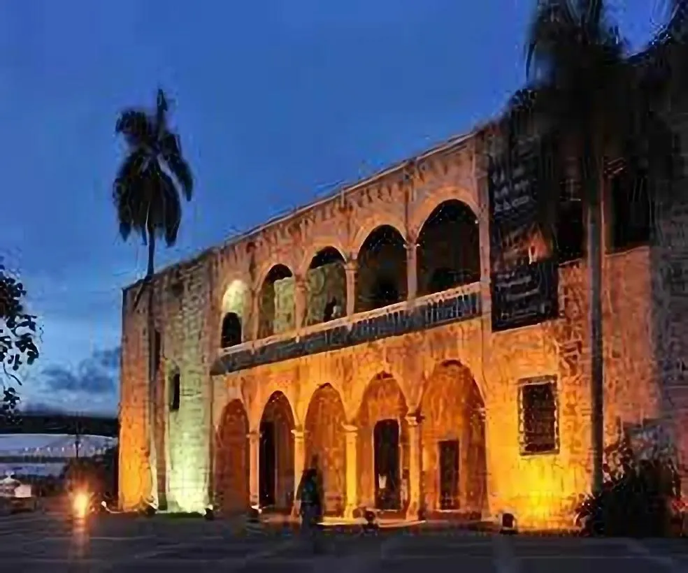 Hotel Colonial Blanco Santo Domingo Hostel
